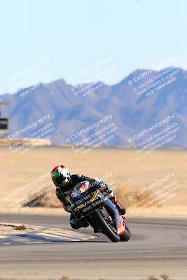 media/Jan-08-2022-SoCal Trackdays (Sat) [[1ec2777125]]/Turn 4 (1145am)/